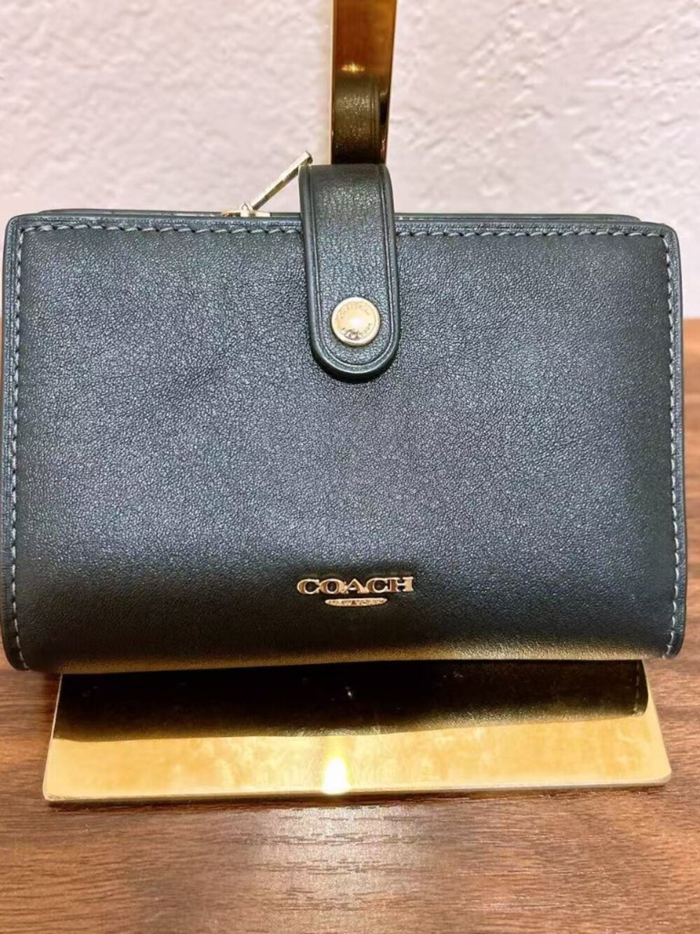 Coach 2-In-1 Wallet CFK09 Gold/Black